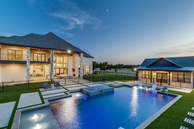 7321 Bright Place, Pilot Point, TX 76258