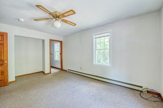 6 Daniel Dr, Middleboro, MA 02346