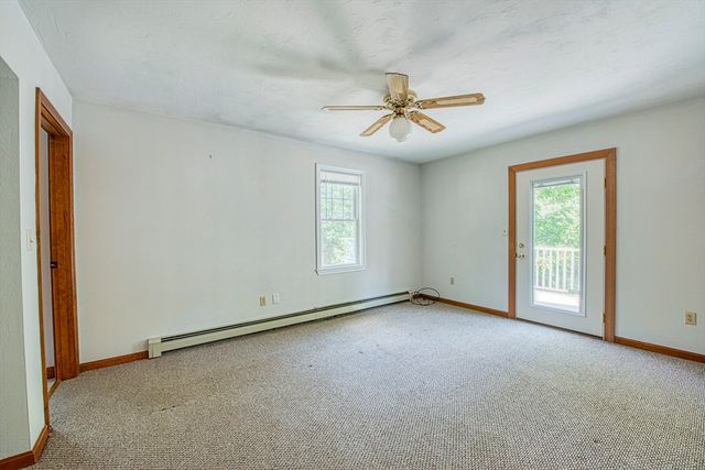 6 Daniel Dr, Middleboro, MA 02346