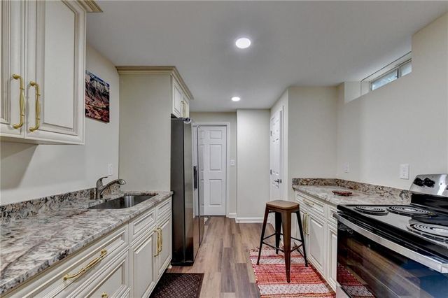 3260 Wood Springs Trace, Lilburn, GA 30047