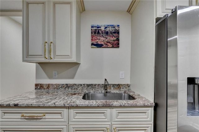 3260 Wood Springs Trace, Lilburn, GA 30047