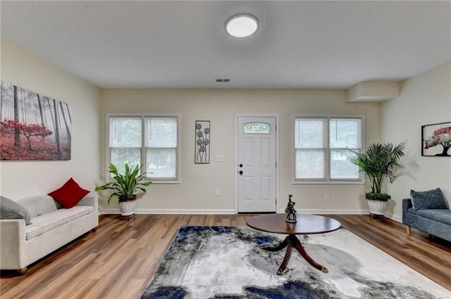 3260 Wood Springs Trace, Lilburn, GA 30047