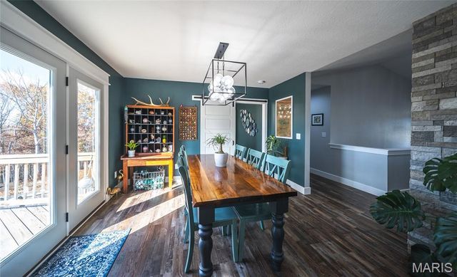 136 La Vista Drive, Waynesville, MO 65583