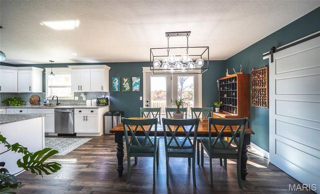 136 La Vista Drive, Waynesville, MO 65583