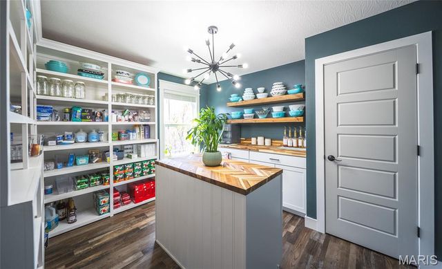 136 La Vista Drive, Waynesville, MO 65583