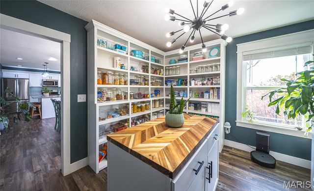 136 La Vista Drive, Waynesville, MO 65583