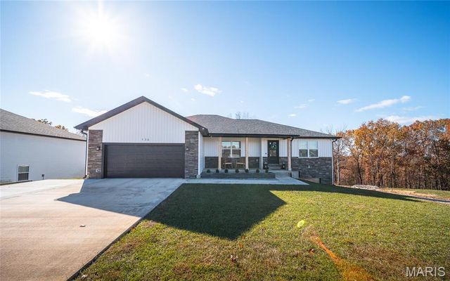 136 La Vista Drive, Waynesville, MO 65583
