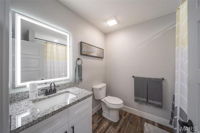 136 La Vista Drive, Waynesville, MO 65583