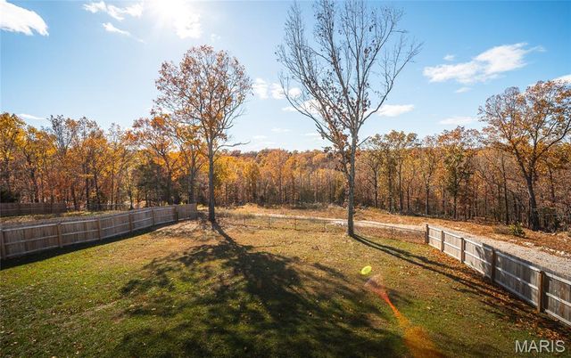 136 La Vista Drive, Waynesville, MO 65583