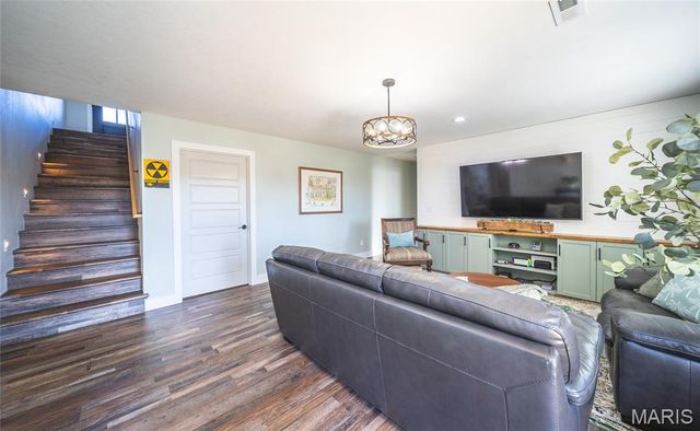 136 La Vista Drive, Waynesville, MO 65583