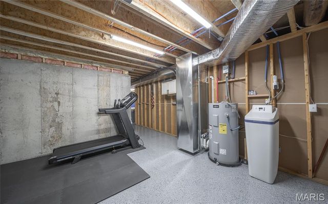 136 La Vista Drive, Waynesville, MO 65583