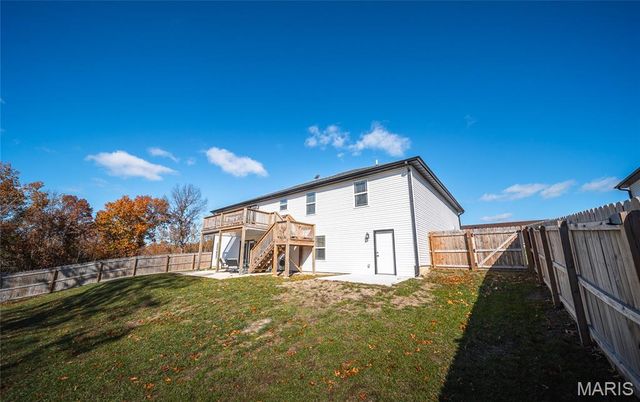 136 La Vista Drive, Waynesville, MO 65583