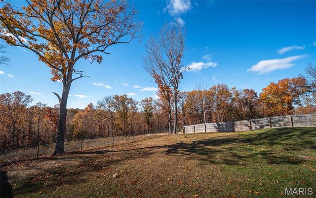 136 La Vista Drive, Waynesville, MO 65583