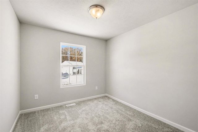 1200 Cedarwood Drive, Greenville, MI 48838