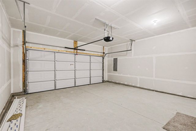 1200 Cedarwood Drive, Greenville, MI 48838