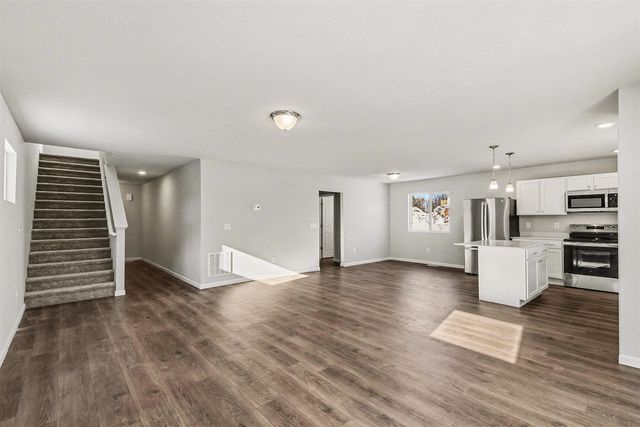 1200 Cedarwood Drive, Greenville, MI 48838