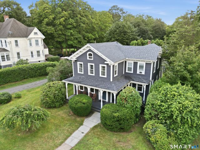 126 Main Street, East Hampton, CT 06424