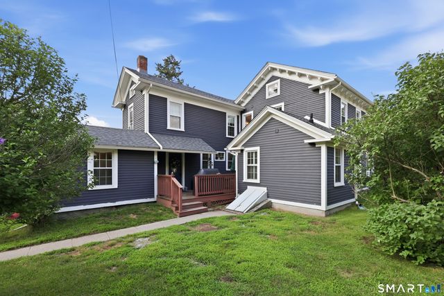 126 Main Street, East Hampton, CT 06424