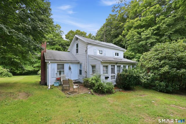 126 Main Street, East Hampton, CT 06424
