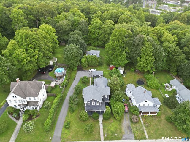 126 Main Street, East Hampton, CT 06424