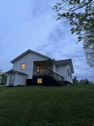 1613 Shipley Rd, Cookeville, TN 38501