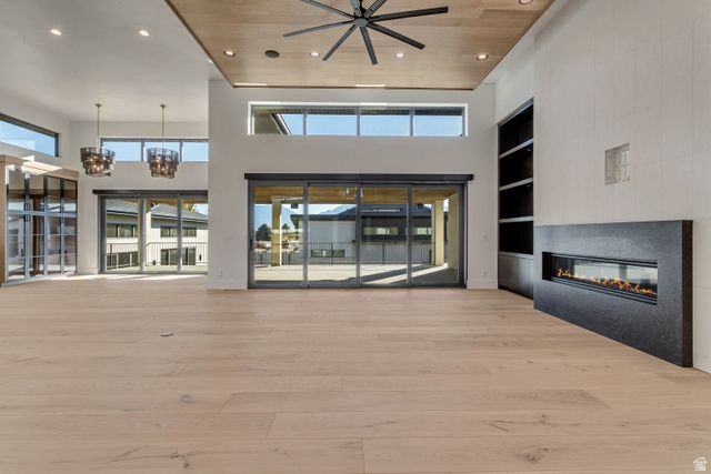 10939 S VIA ENCANTADA WAY, South Jordan, UT 84095