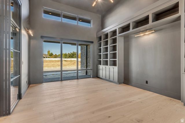 10939 S VIA ENCANTADA WAY, South Jordan, UT 84095