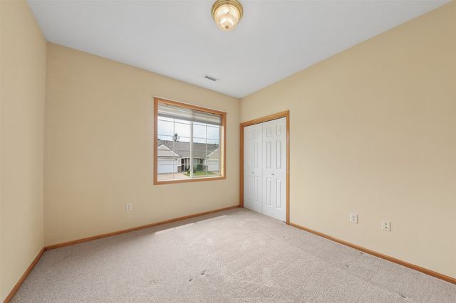 3618 NE Cottonwood Lane, Ankeny, IA 50021