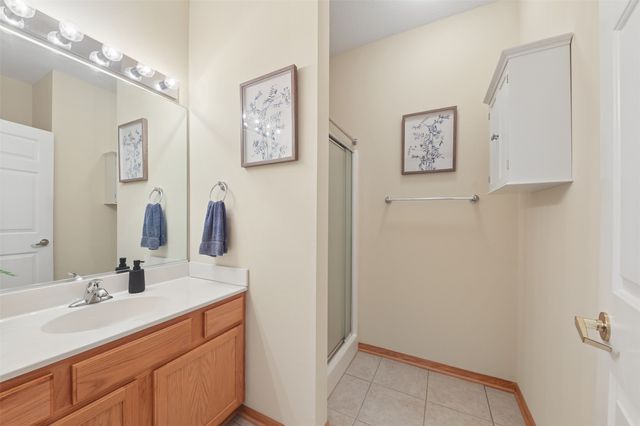 3618 NE Cottonwood Lane, Ankeny, IA 50021