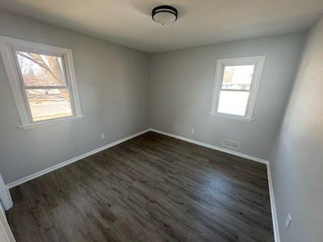 44 Bernard Street E, West Saint Paul, MN 55118