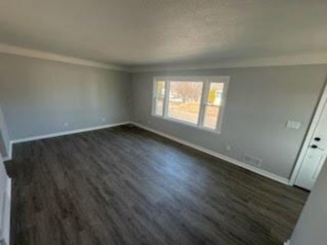 44 Bernard Street E, West Saint Paul, MN 55118