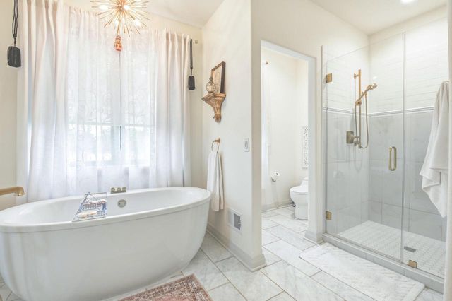 W274S3754 Legend Clubs COURT, Waukesha, WI 53189