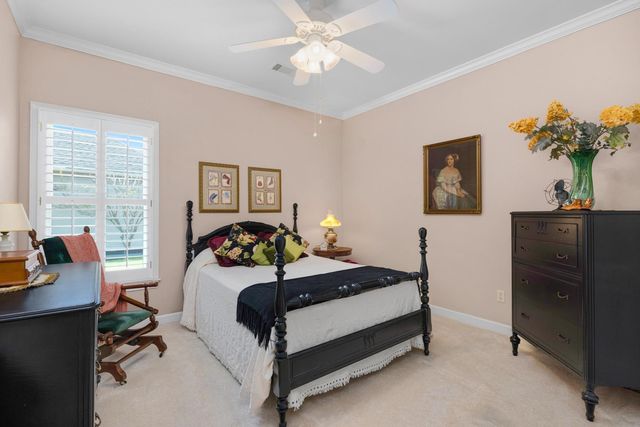 8482 STEINERBRIDGE LN, Germantown, TN 38139