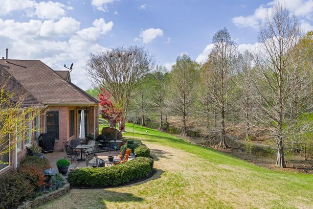 8482 STEINERBRIDGE LN, Germantown, TN 38139