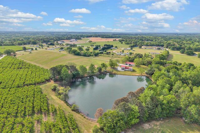 959 Turkey Farm Road, Chesnee, SC 29323