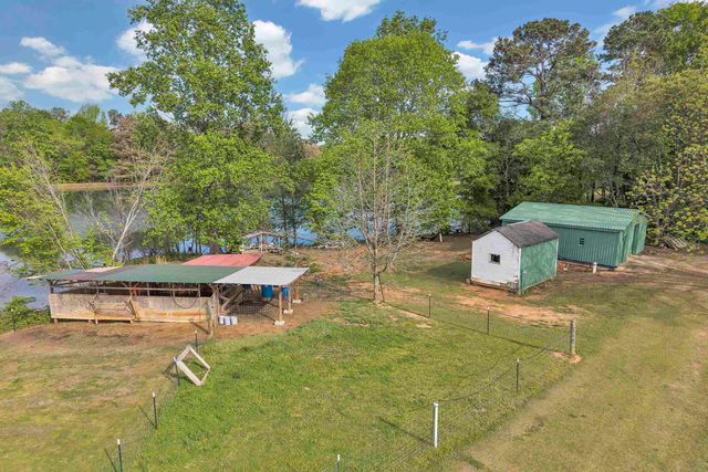 959 Turkey Farm Road, Chesnee, SC 29323