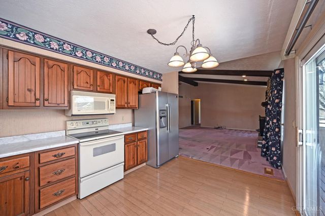 7597 Whitehall Circle W, West Chester, OH 45069