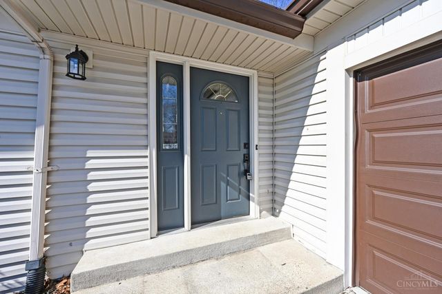 7597 Whitehall Circle W, West Chester, OH 45069