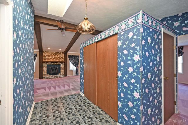 7597 Whitehall Circle W, West Chester, OH 45069