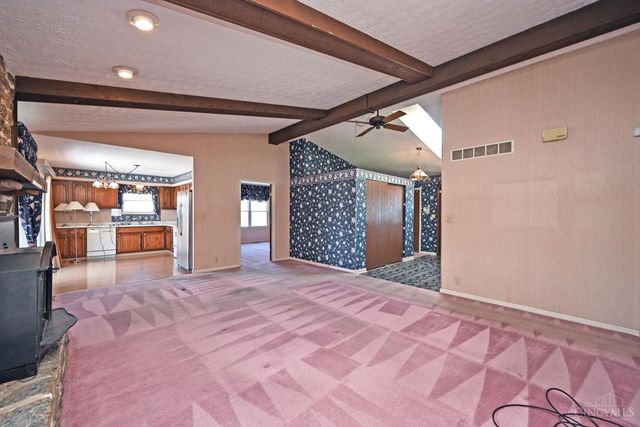 7597 Whitehall Circle W, West Chester, OH 45069