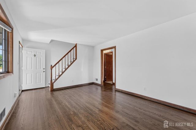 117 Madison Drive, South Plainfield, NJ 07080