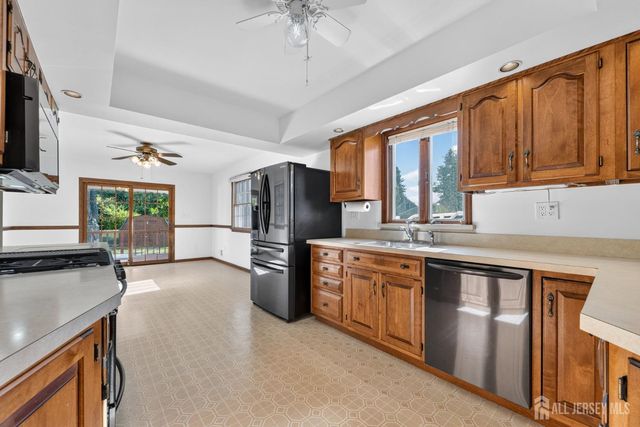 117 Madison Drive, South Plainfield, NJ 07080