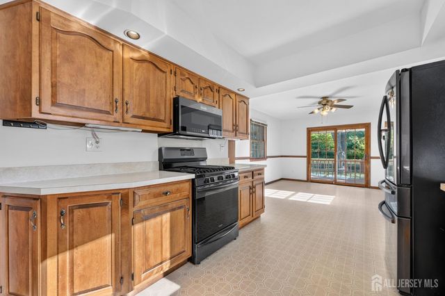 117 Madison Drive, South Plainfield, NJ 07080