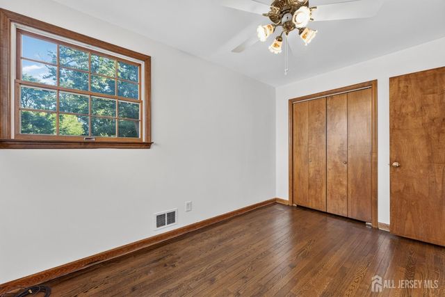 117 Madison Drive, South Plainfield, NJ 07080