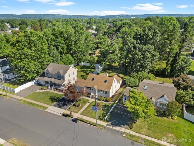 117 Madison Drive, South Plainfield, NJ 07080