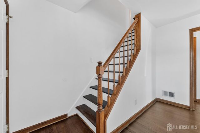 117 Madison Drive, South Plainfield, NJ 07080