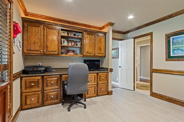 6002 Coral Ridge Road, Houston, TX 77069