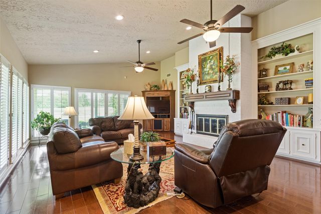 6002 Coral Ridge Road, Houston, TX 77069