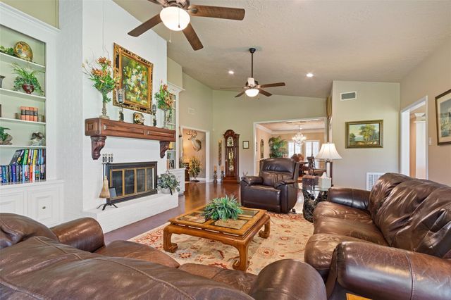 6002 Coral Ridge Road, Houston, TX 77069