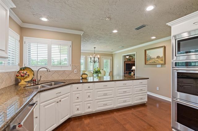 6002 Coral Ridge Road, Houston, TX 77069